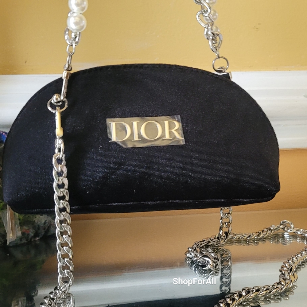 Dior - Picture 10 of 15